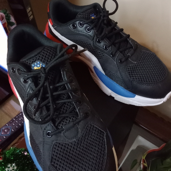 Puma white, red, & blue Trim LQDCell Sneaker - Picture 6 of 6